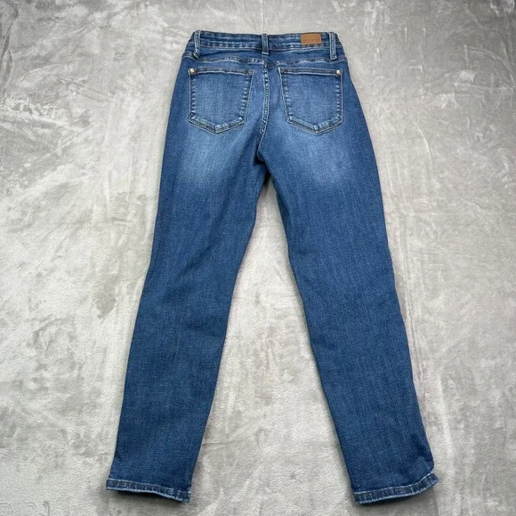 Judy Blue Jeans Womens‎ 26 Blue Boyfriend Fit Distress Patched Stretch Denim - Picture 2 of 15